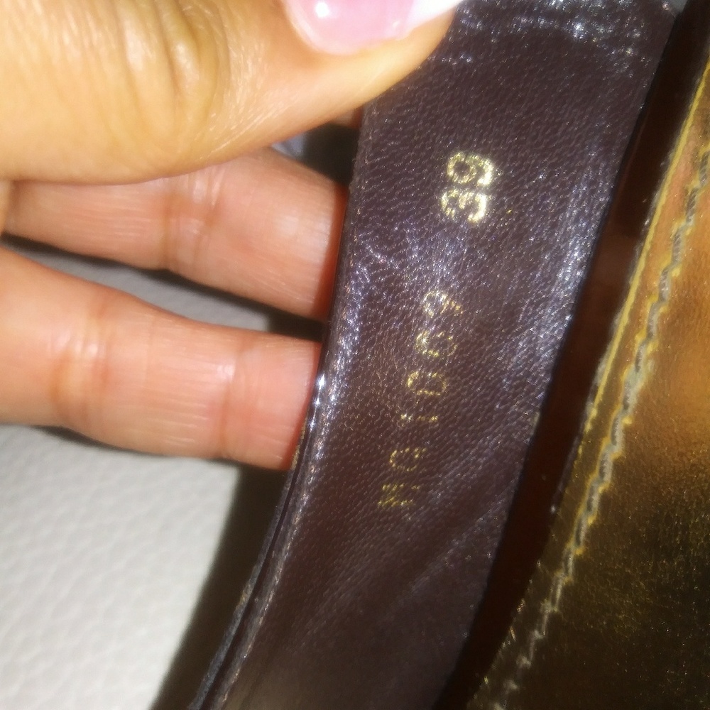 **SOLD**LOUIS VUITTON** HEELS~39 - Picture 3 of 7